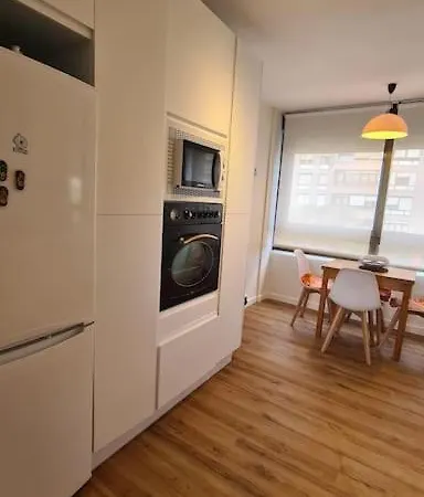 Apartment Precioso Piso, Luminoso Y Calido En Santander, Con Parking Gratuito Con Acceso Directo Al Piso Santander
