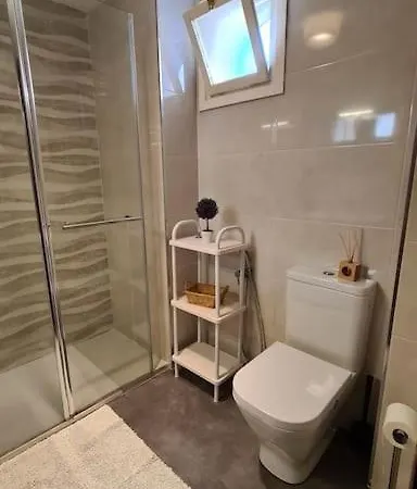 Exclusivo Piso Luminoso Y Cálido En Santander, Con Parking Gratuito Y Ascensor Con Acceso Directo Al Santander
