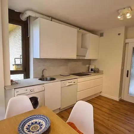 Apartment Precioso Piso, Luminoso Y Calido En Santander, Con Parking Gratuito Con Acceso Directo Al Piso *