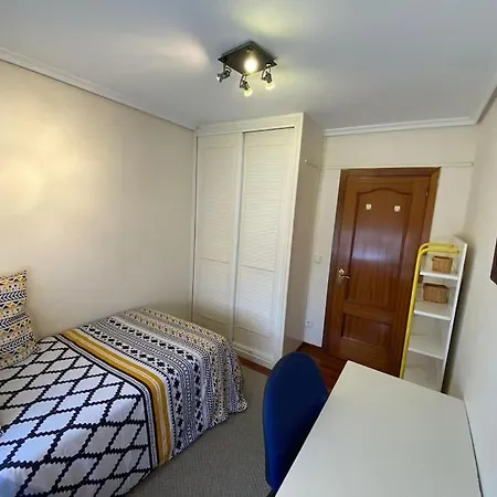 Apartment Precioso Piso, Luminoso Y Calido En Santander, Con Parking Gratuito Con Acceso Directo Al Piso Santander