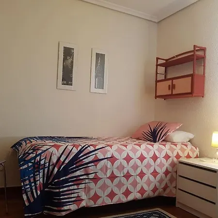 Appartamento Exclusivo Piso Luminoso Y Cálido En Santander, Con Parking Gratuito Y Ascensor Con Acceso Directo Al