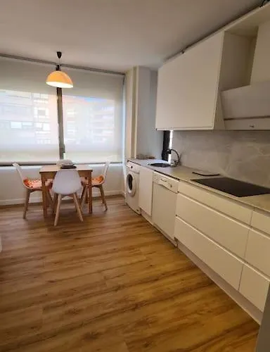 Lägenhet Exclusivo Piso Luminoso Y Calido En Santander, Con Parking Gratuito Y Ascensor Con Acceso Directo Al Apartamento *