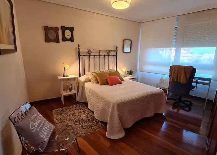 Exclusivo Piso Luminoso Y Calido En Santander, Con Parking Gratuito Y Ascensor Con Acceso Directo Al Apartamento Lägenhet *